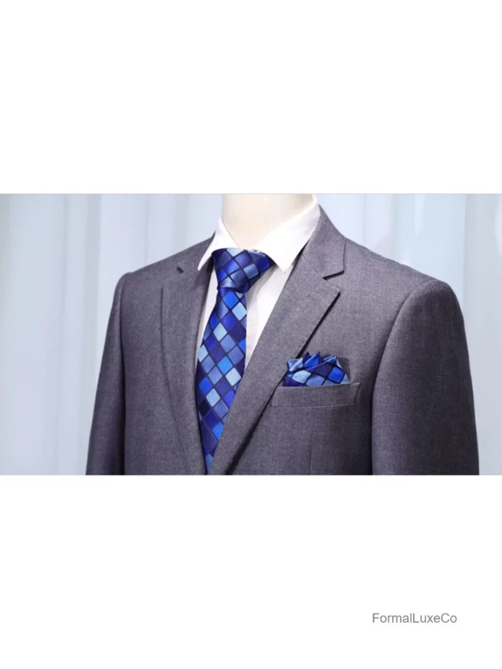 Men's Silk Tie Set with Pocket Square and Cufflinks